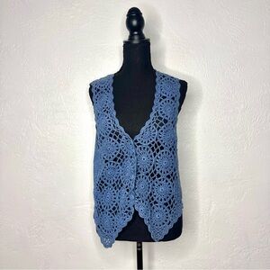 Vintage beyond blue crochet vest